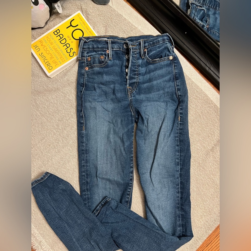 Vintage high waisted TRUE RELIGION jeans